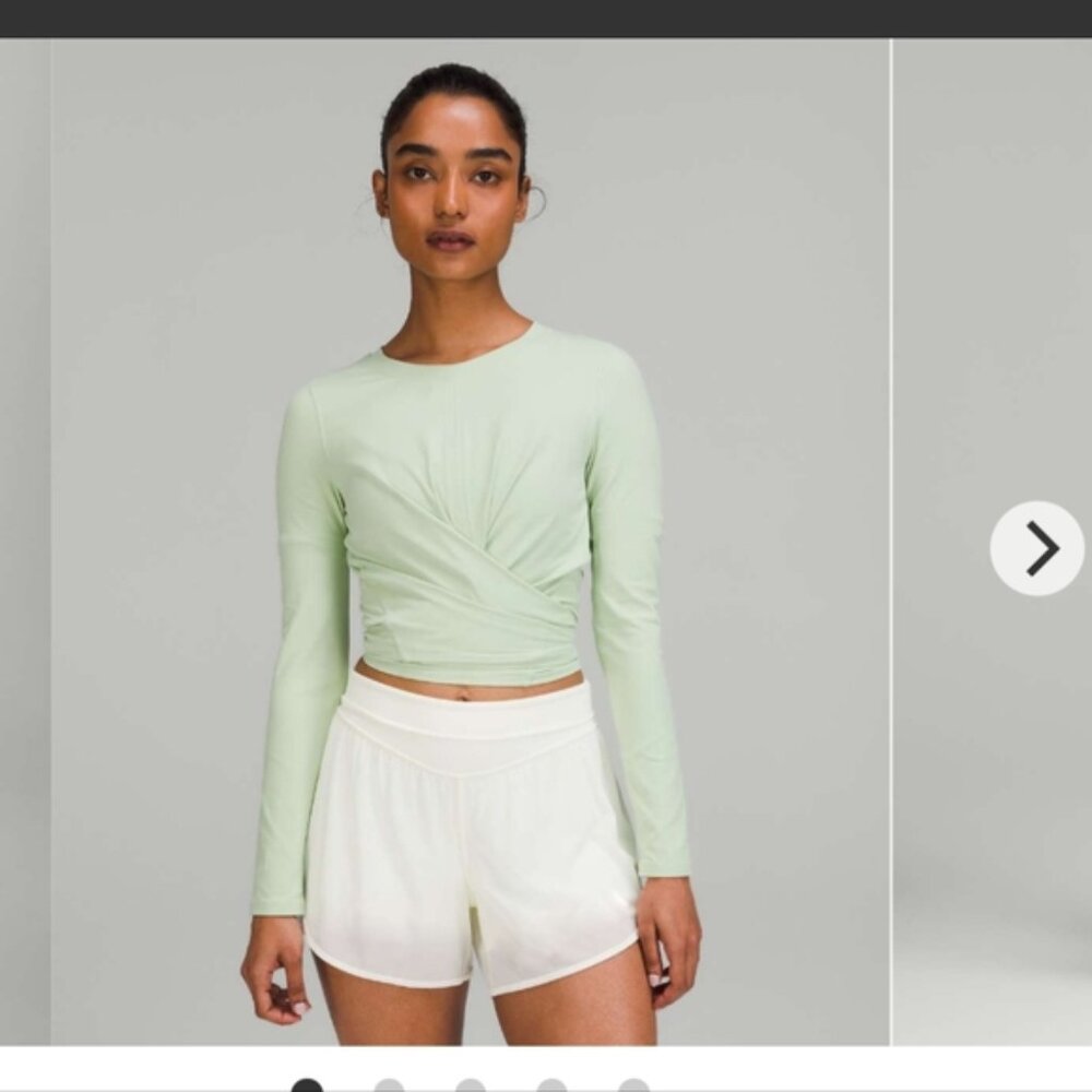 Lululemon Athletica Light Green Long Sleeve Top